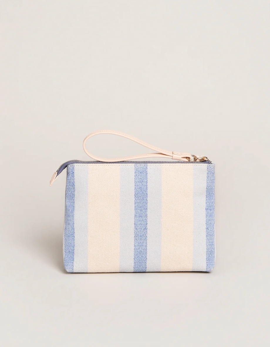 Carina Wristlet Blue Crab