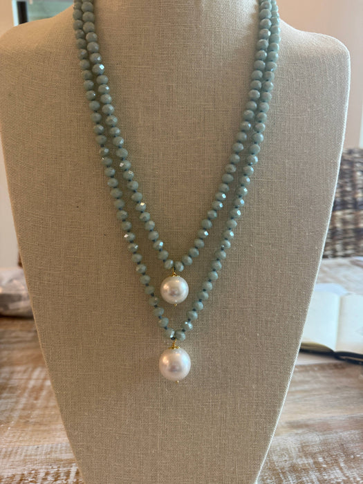 #1242-Versatile Crystal and Mother of Pearl Necklace