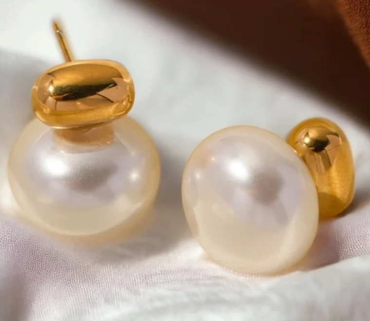 Pearl and Nugget Stud Earring- Steel and Glass